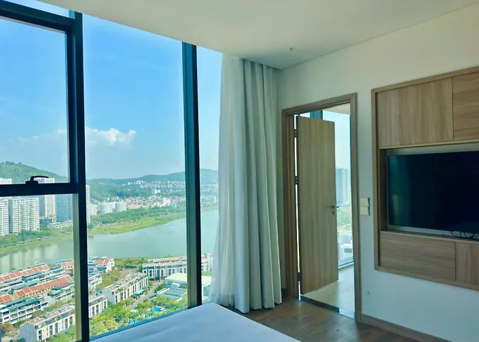 Căn hộ A La Carte Paradise Bay *