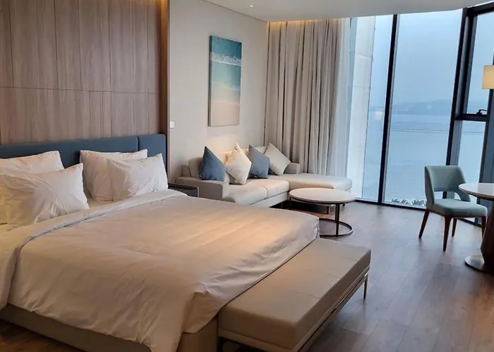 Căn hộ A La Carte Paradise Bay Hạ Long